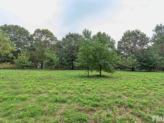 4th image of 6027 Old Field Dr