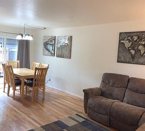 5th image of 5928 S Willow Way