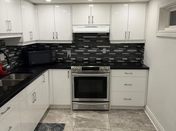 41 Knotty Pine Trl #Basement, Markham, ON L3T 3W5