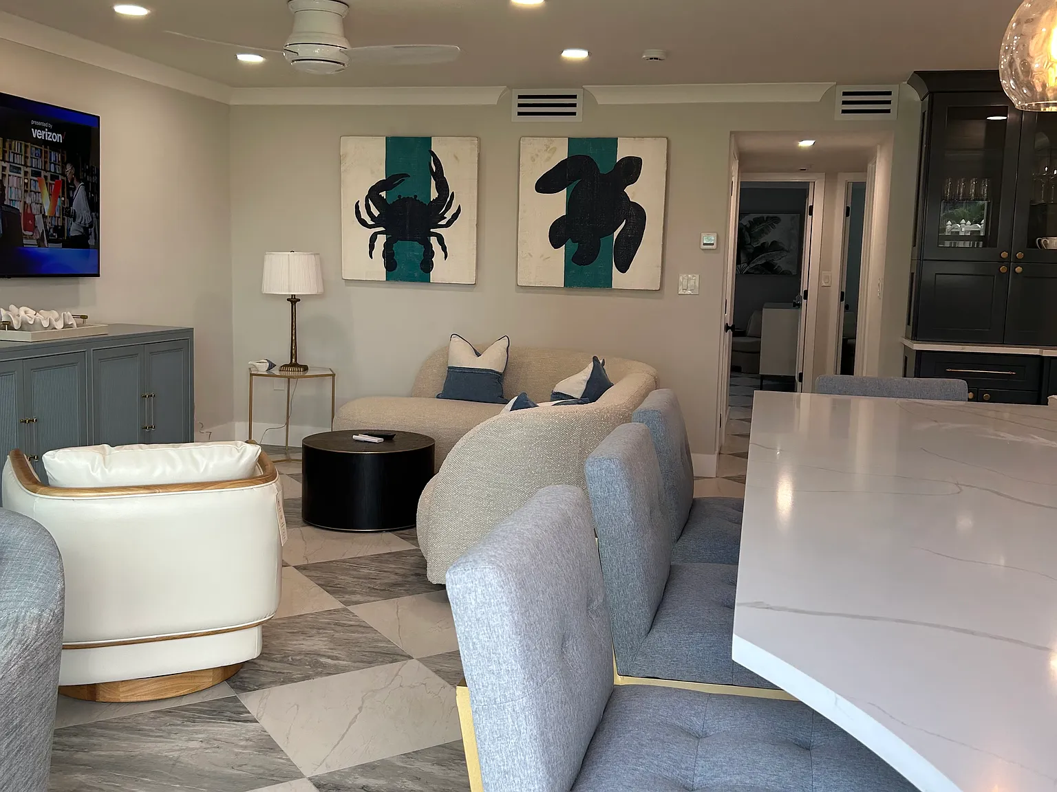 2 bed, 1116 sqft, $5,500 — Photo 2