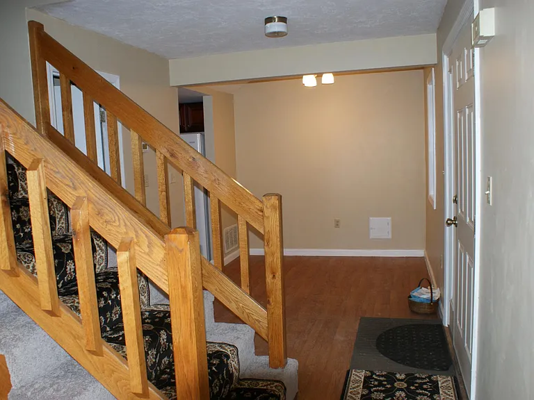 25 Meadow Pond Dr — Photo 5