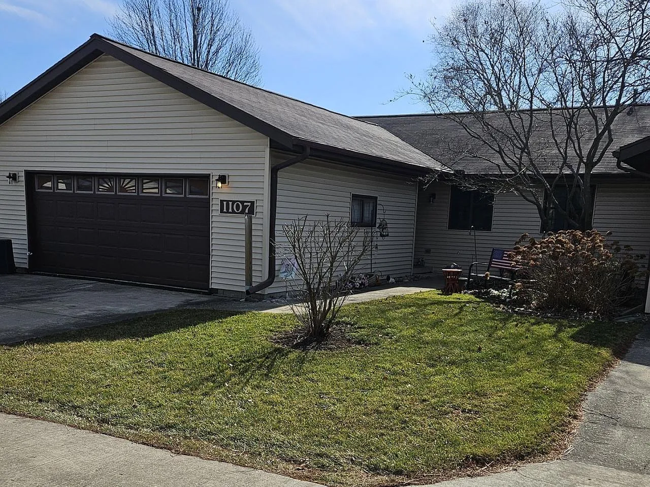 1107 Brad Dr photo 1