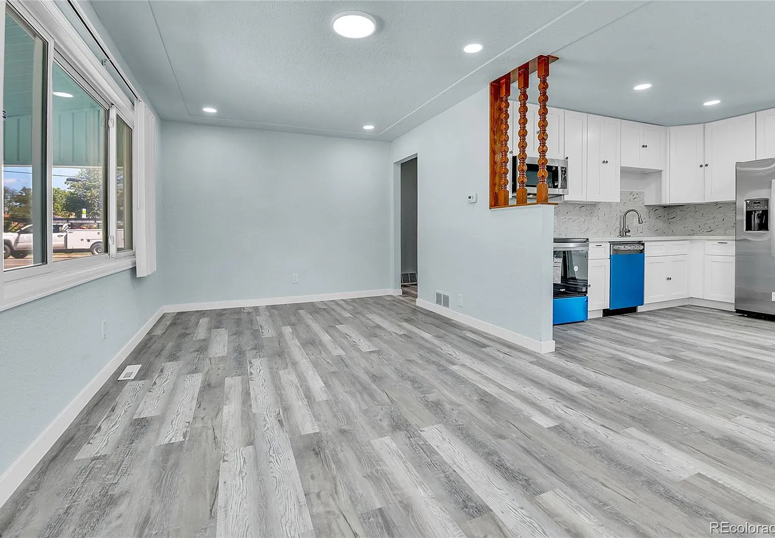 5 bed, 2.0 bath, 734 sqft, $2,800 — Photo 3