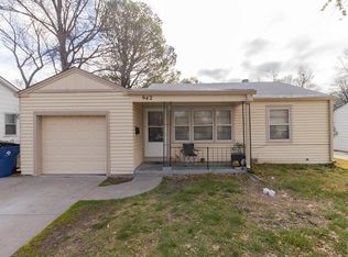 942 S Waverly Rd, Wichita, KS 67218