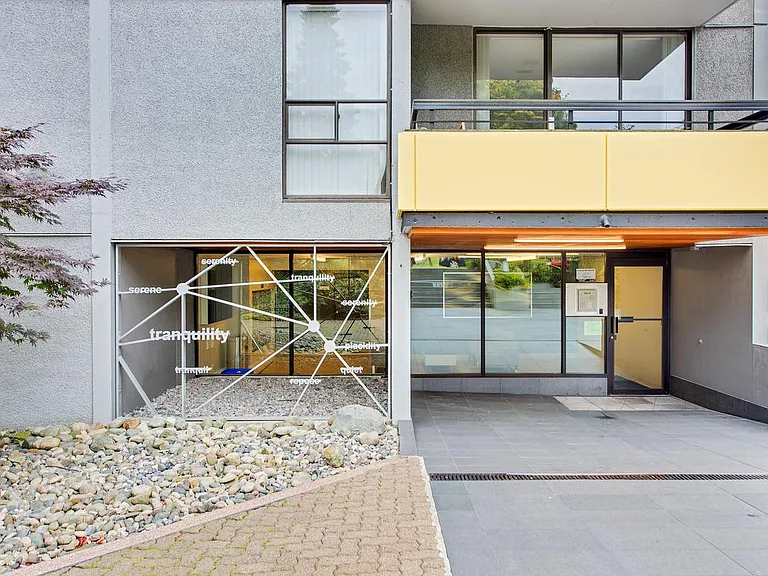 151 Keith Rd E — Photo 16