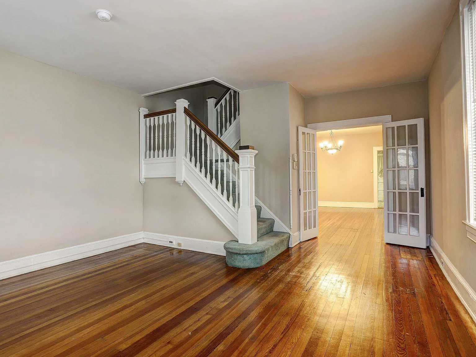 3 bed, 1440 sqft, $1,900 — Photo 4
