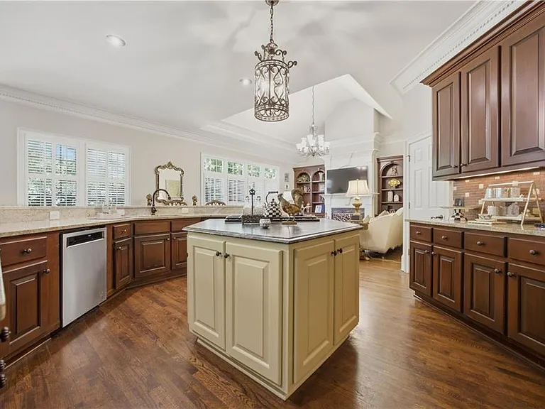 1845 Sugarloaf Club Dr — Photo 30