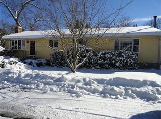 17 John Street Ct, Reading, MA 01867