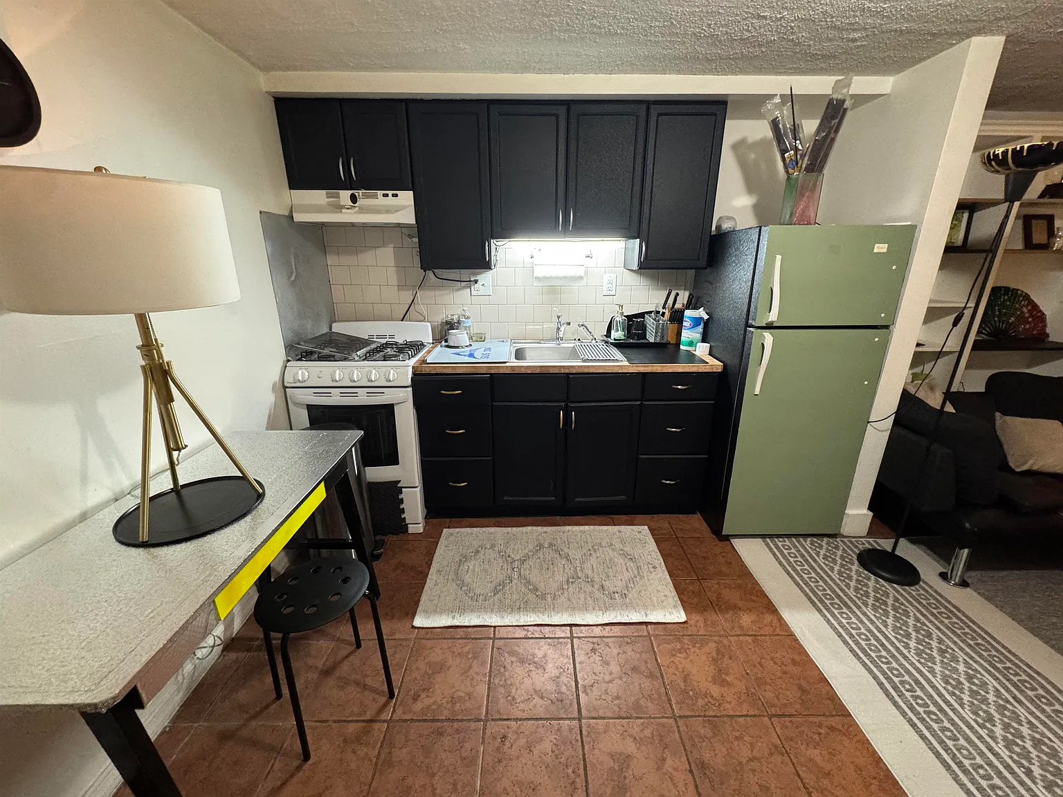 1 bed, 1.0 bath, $1,950 — Photo 3