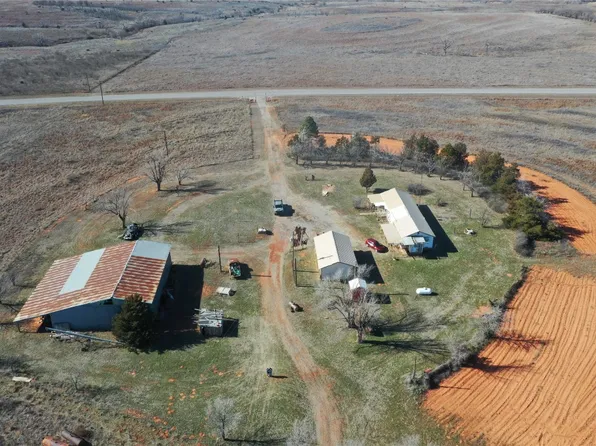 14420 High Way, Hollis, OK 73550