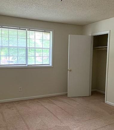 5th image of 3508 N Elm St APT D