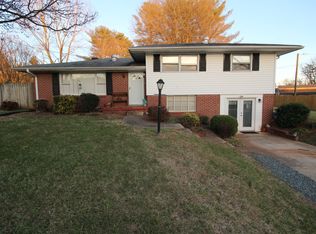 5529 Windy Hill Dr, Winston Salem, NC 27105