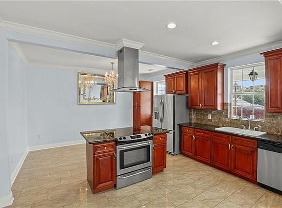 5th image of 2724-26 Upperline St