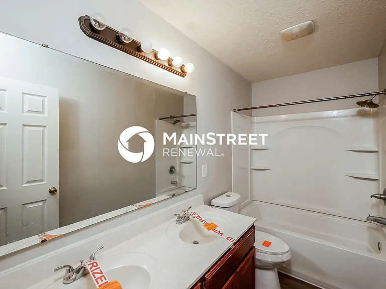 Main Bathroom