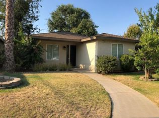 396 W Minarets Ave, Fresno, CA