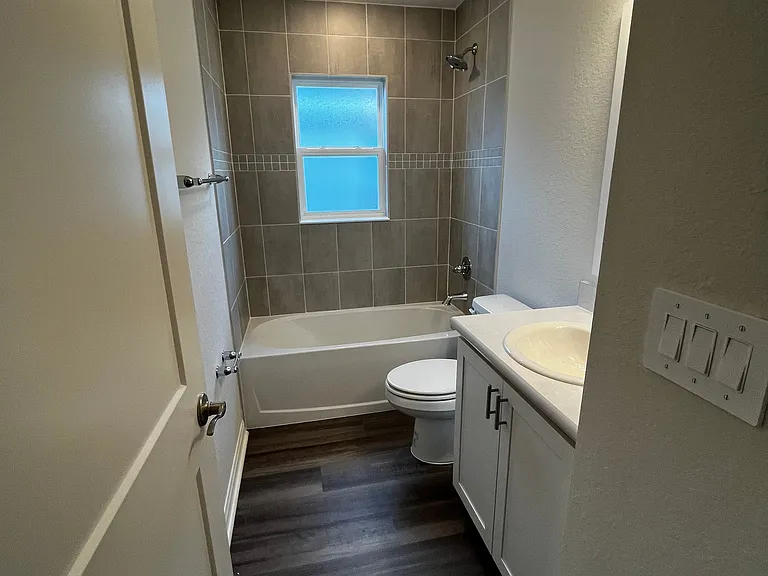 1373 Juniper Grove Pl — Photo 22