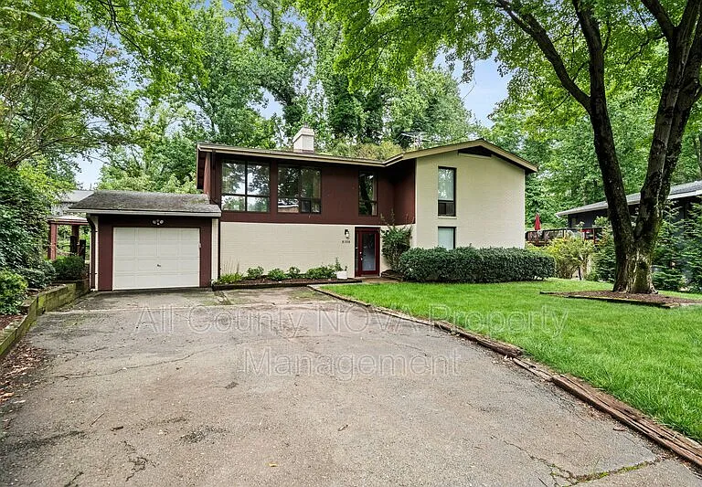 8108 Timber Valley Ct — Photo 2