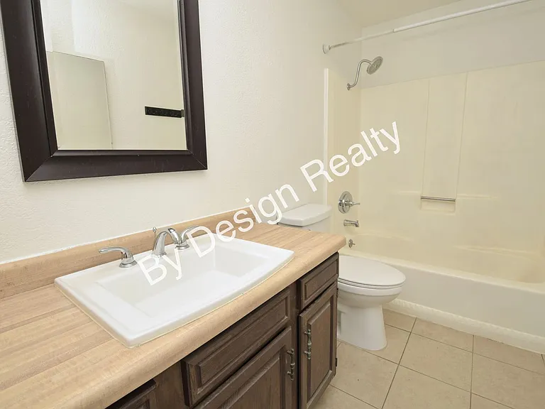 3334 E Presidio Rd — Photo 15