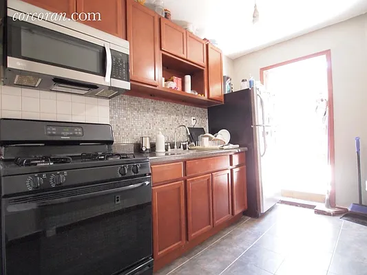 Rented by Corcoran | media 11