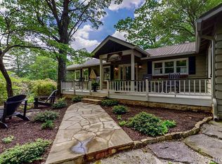 424 Stillmont Cir, Cashiers, NC 28717