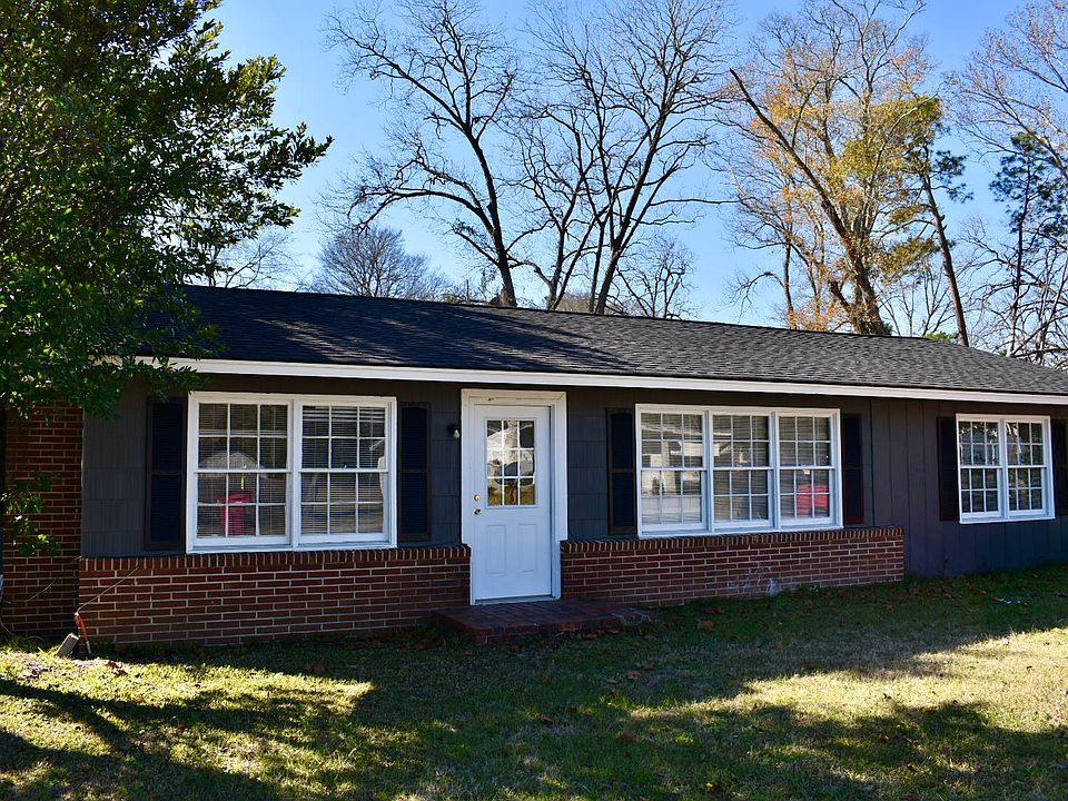 1st image of 520 Karen Dr