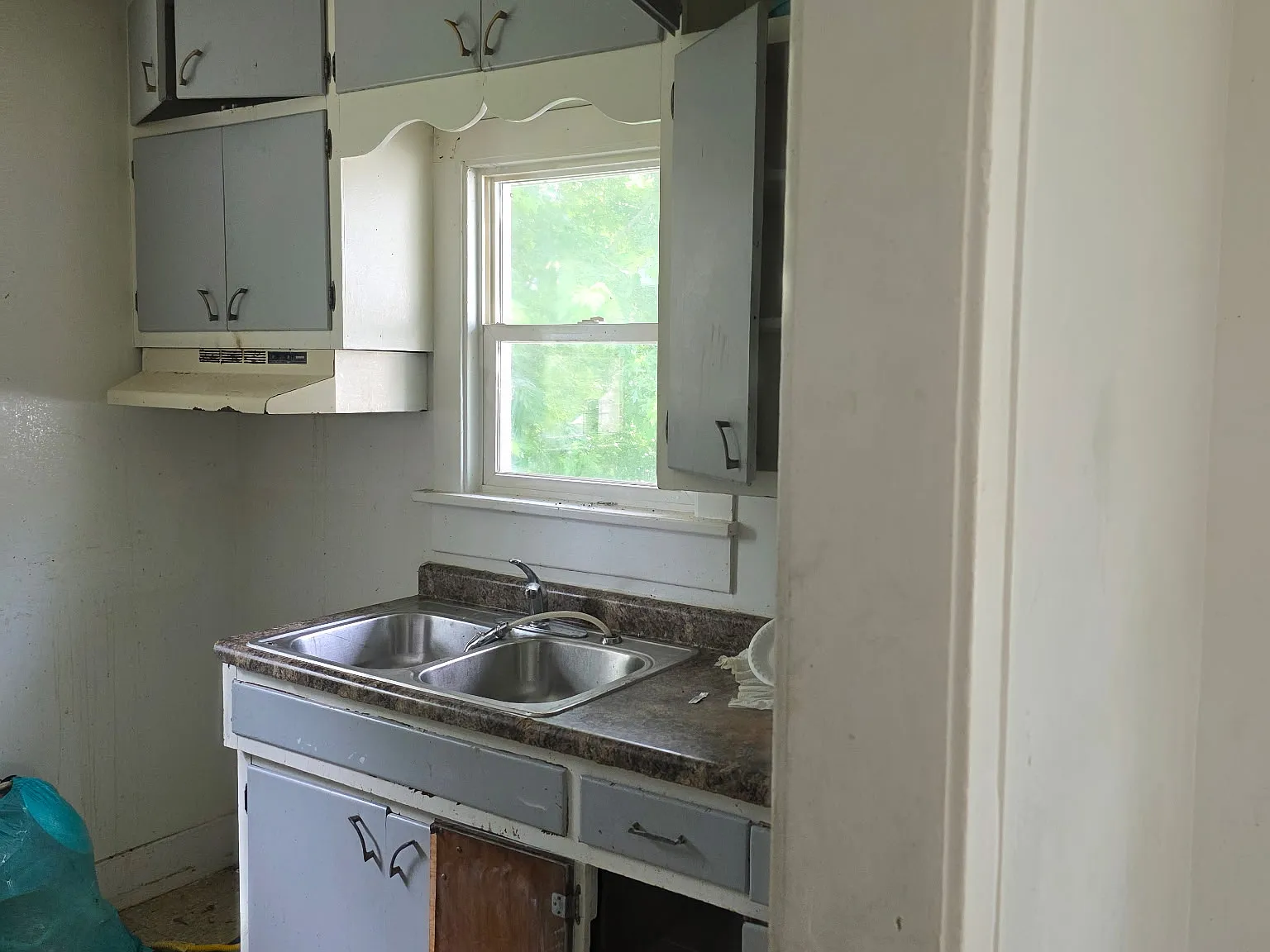 2 bed, 890 sqft, $775 — Photo 2