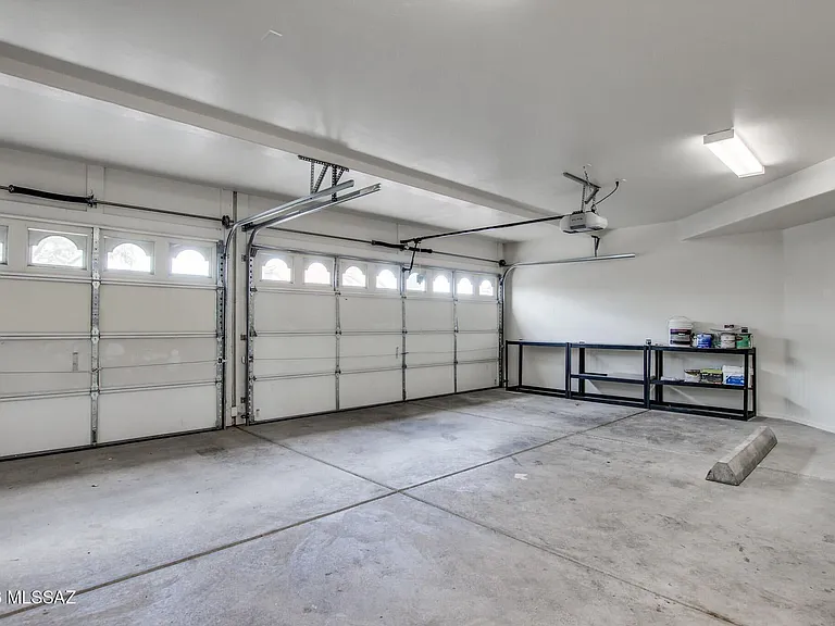 11281 N Chynna Rose Pl — Photo 38