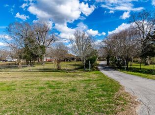 24518 Fm 2100 Rd, Huffman, TX 77336