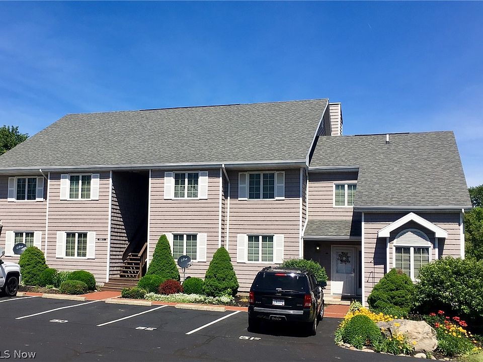 1st image of 111 W Lakeshore Dr #5