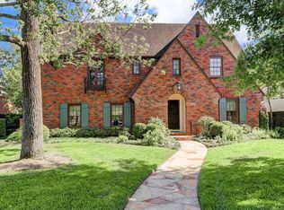 2935 Chevy Chase Dr, Houston, TX 77019