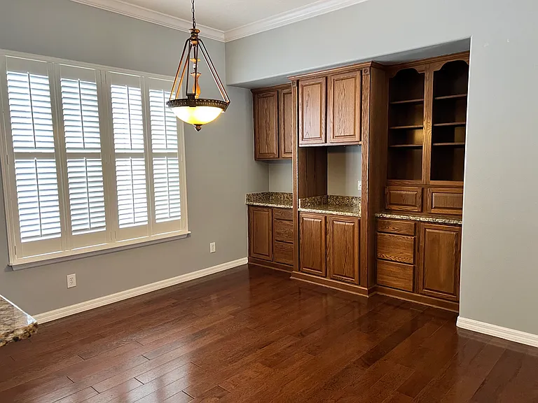 3993 Corrine Dr — Photo 12
