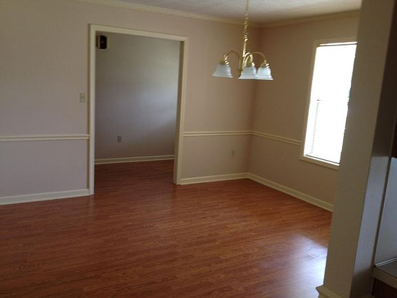 2nd image of 300 River Oaks Blvd