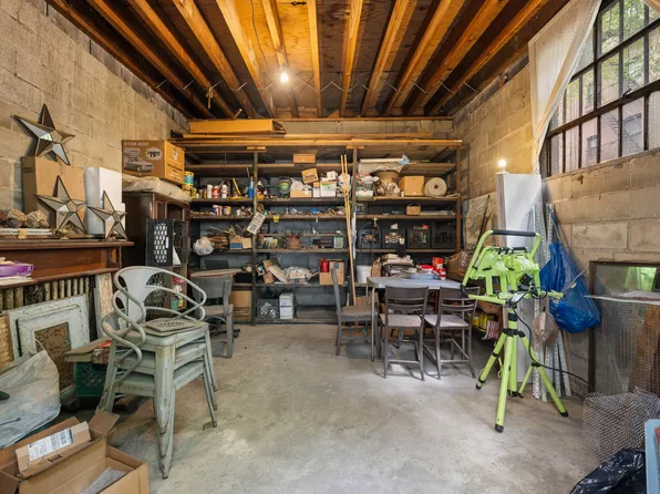 549 West 187th Street image 24 of 31