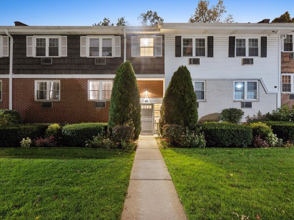 57 Lorraine Ter APT 234