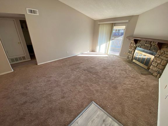 4th image of 3412 S Eagle St Unit 203