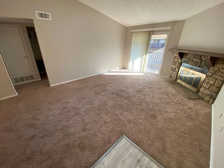 3412 S Eagle St #203 — Photo 4