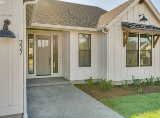 227 N 22nd Ct, Ridgefield, WA 98642