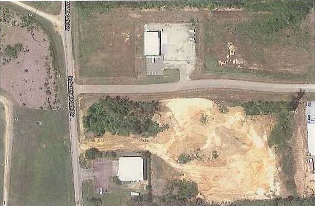 1st image of 1016 Clinton Industrial Park Dr