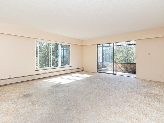5th image of 2910 Cook St #501
