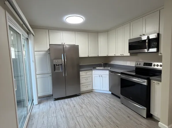 255 S Rengstorff Ave APT 165, Mountain View, CA 94040