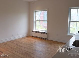 8 Sidney Pl, Brooklyn, NY 11201