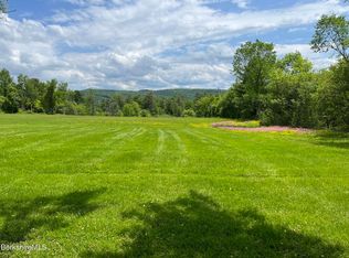 35 Chapman Rd, Pittsfield, MA 01201