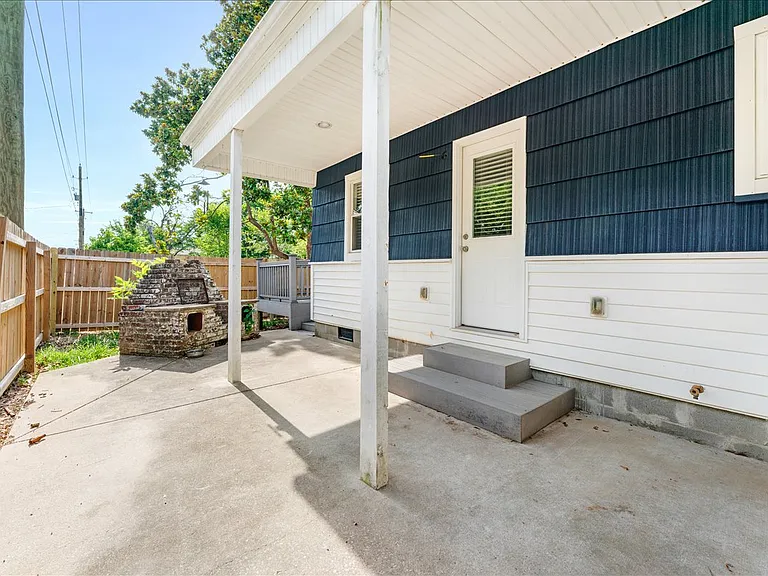 1666 Oakland Ave — Photo 29