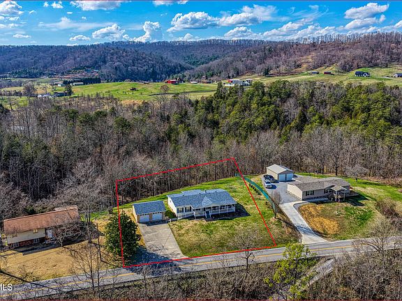 3rd image of 1746 Goshen Valley Rd