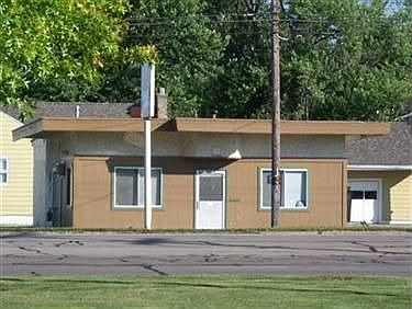 3rd image of 3861 W Erie Ave APT 1B