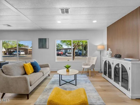 7836 E Juanita Avenue, Mesa, AZ 85208