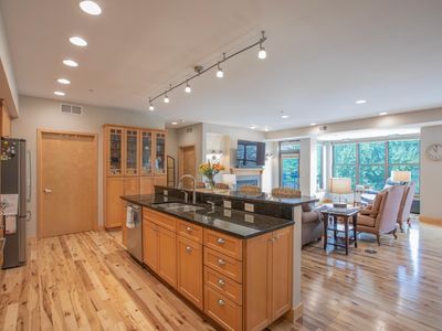 4500 Chicago Ave APT 304, Minneapolis, MN, 55407