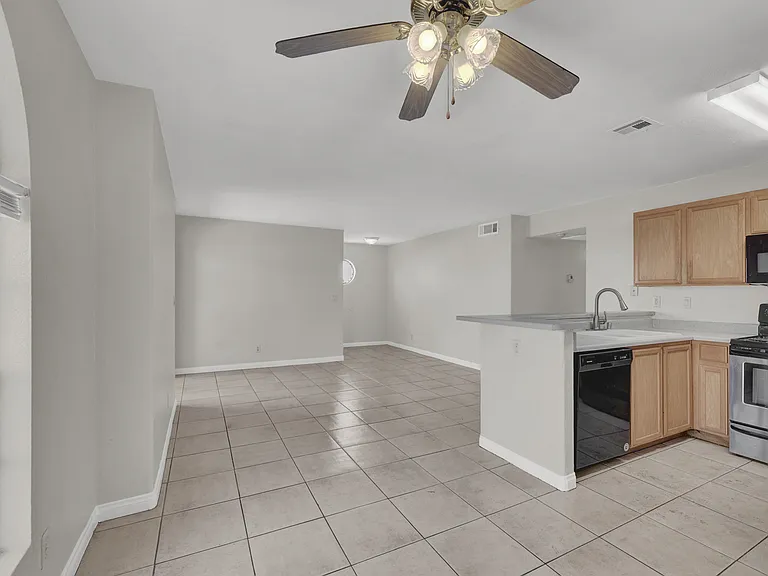 #GuardianRealty 2974 Juniper Hills #102 Las Vegas Condo Rental dinning_08072025