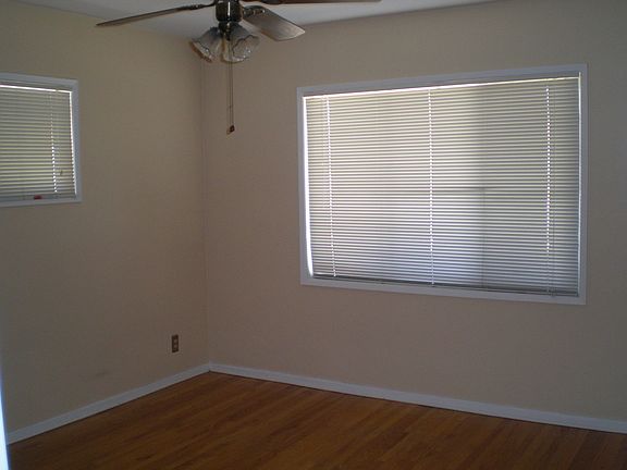 4th image of 1031 W Princeton St