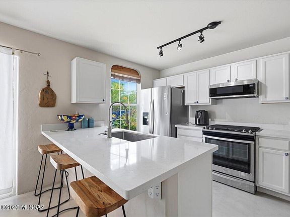 4th image of 5060 S Renewal Ln